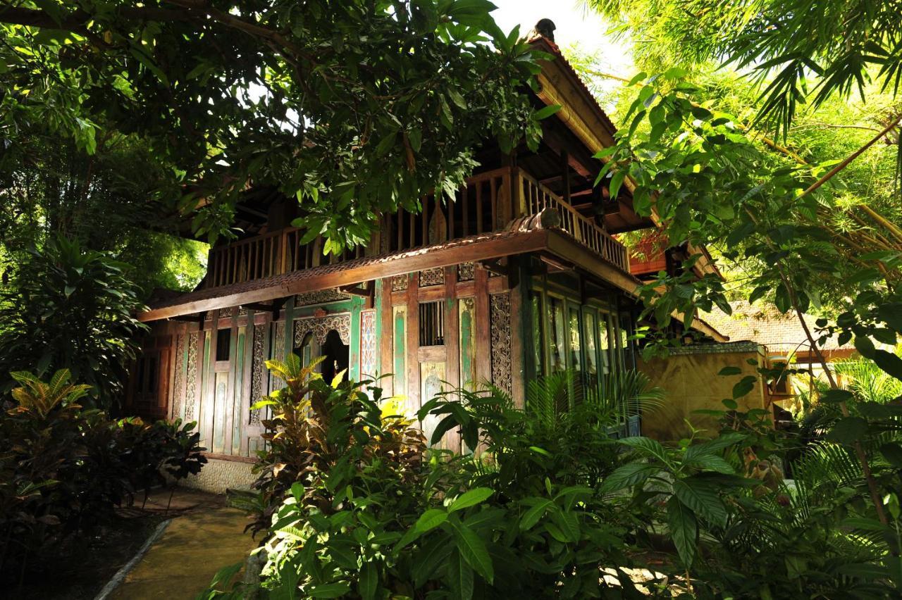 Hotel Pondok Sari Beach & Spa Resort Pemuteran  Exterior photo